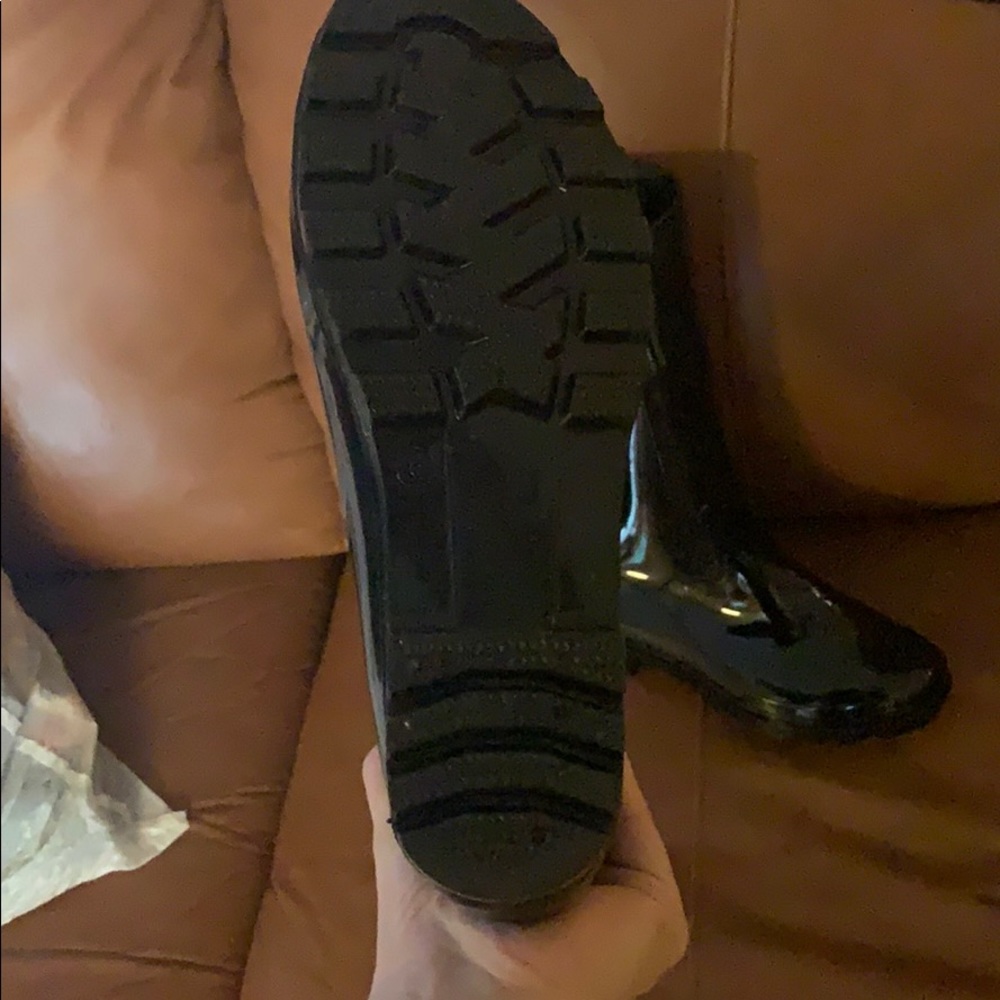 Black wide leg kids rainboots - Picture 3 of 3
